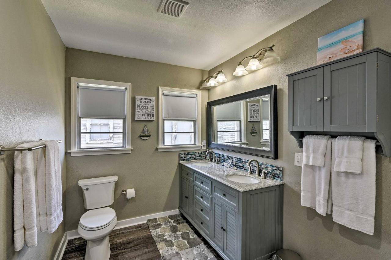 Spacious And Modern Family Duplex In Galveston! Екстер'єр фото